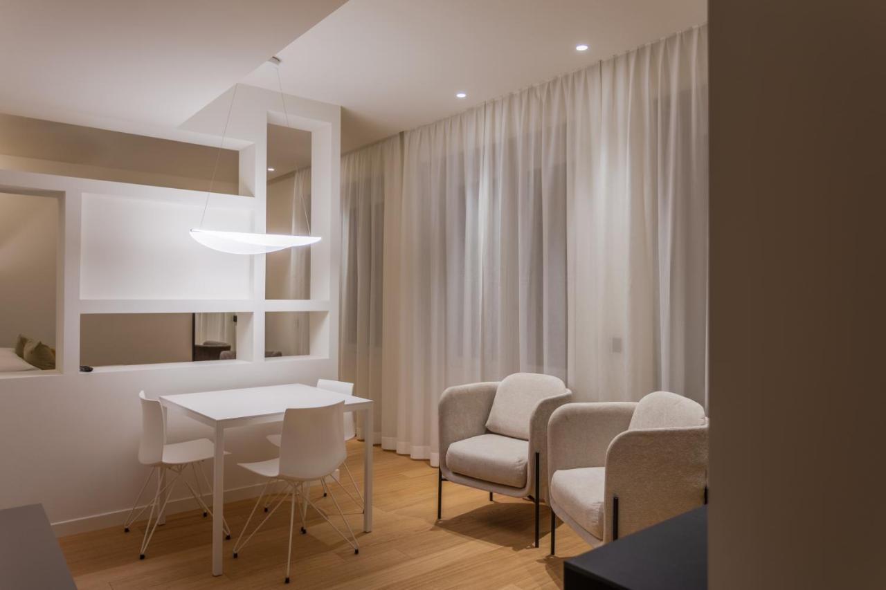 Sant'Ambrogio Apartments, Reception H24 Milánó Kültér fotó